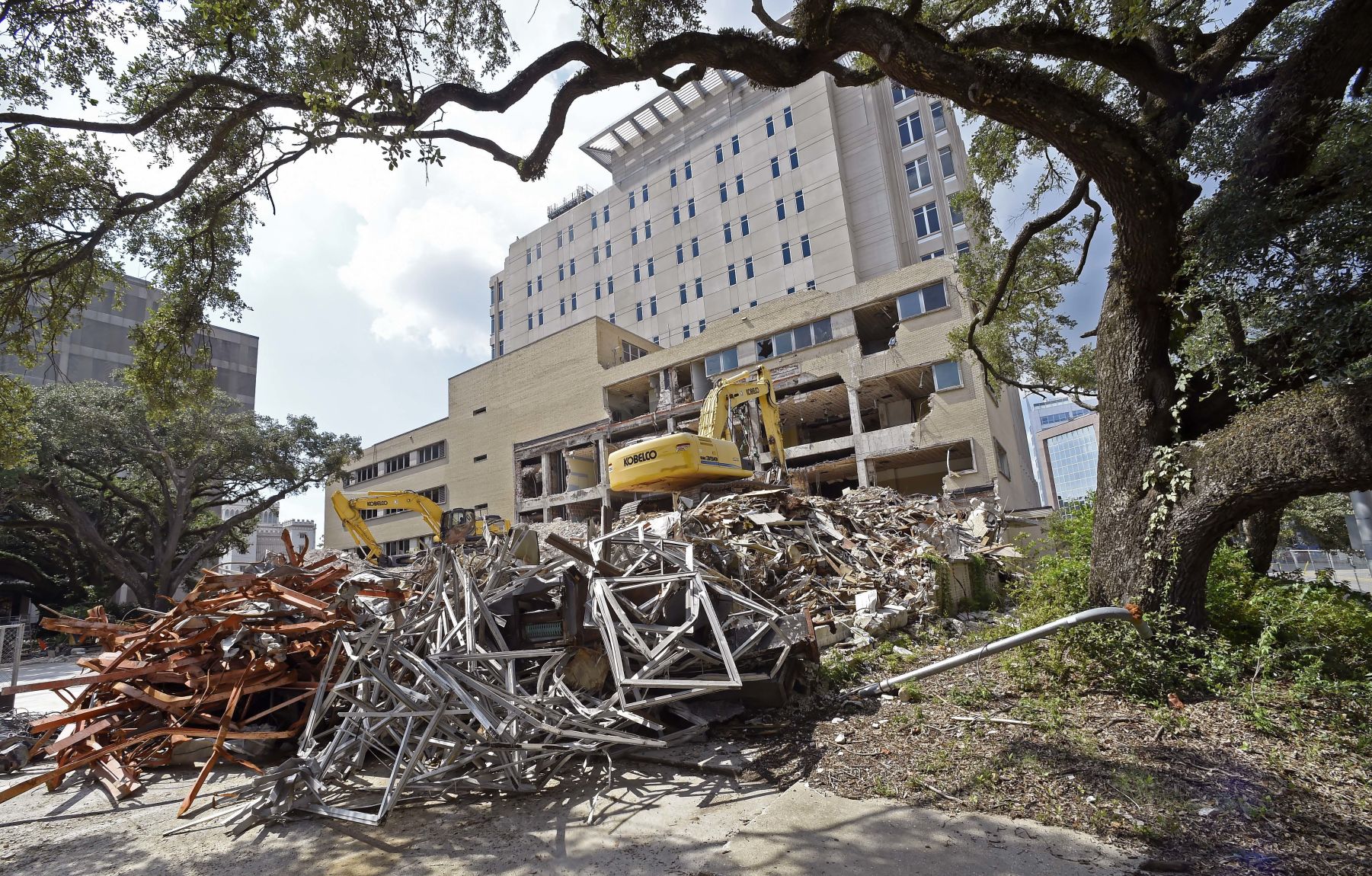 BR.downtowndemolition bf 0103.jpg